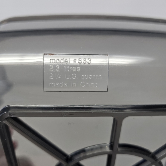 FoodSaver Square Vacuum Sealing 2.25 Qt Quick Marinating Canister Marinade #663 - Picture 8 of 8